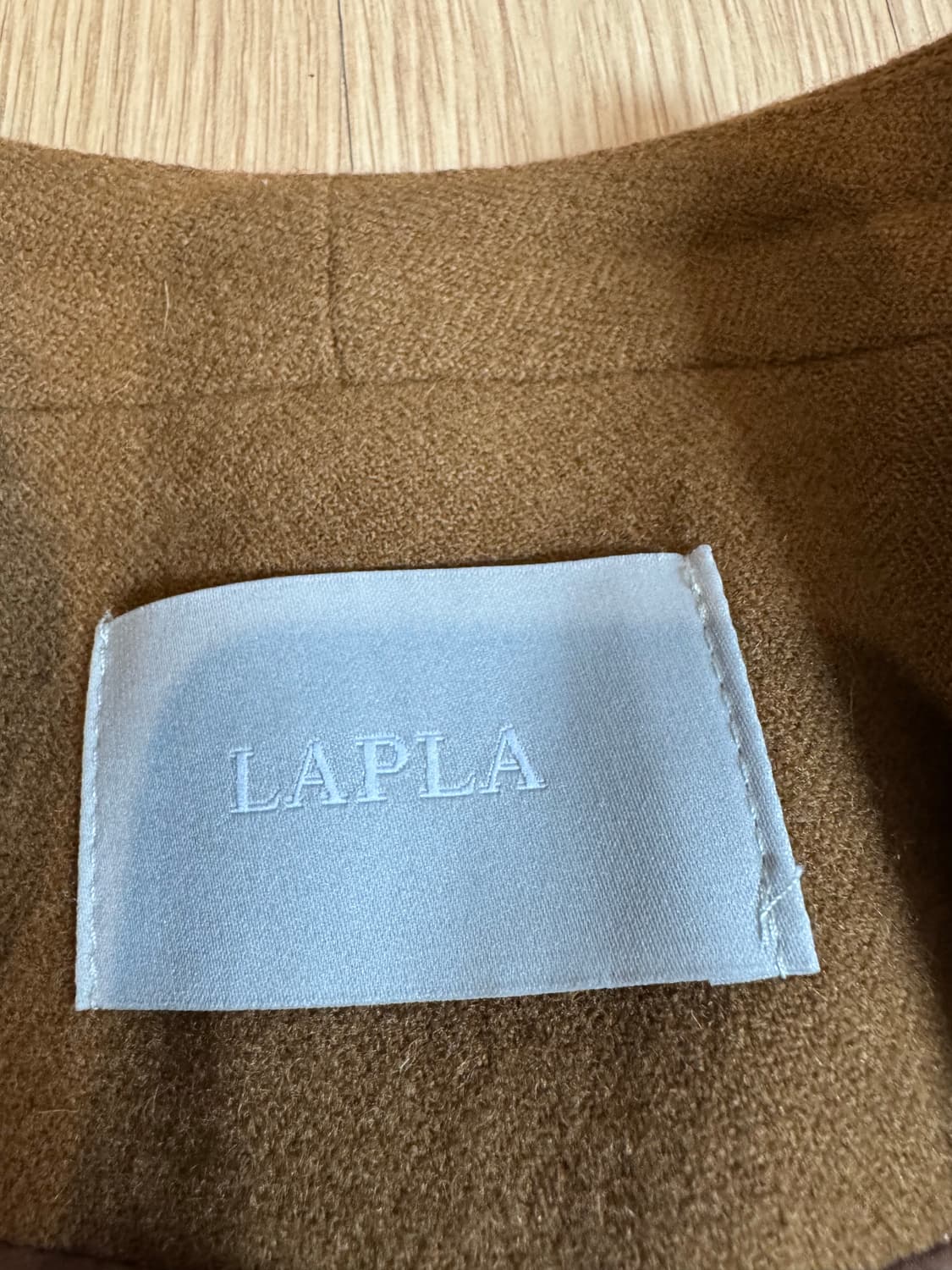 새상품 Lapla 라플라 머플러 코트 상품이미지7