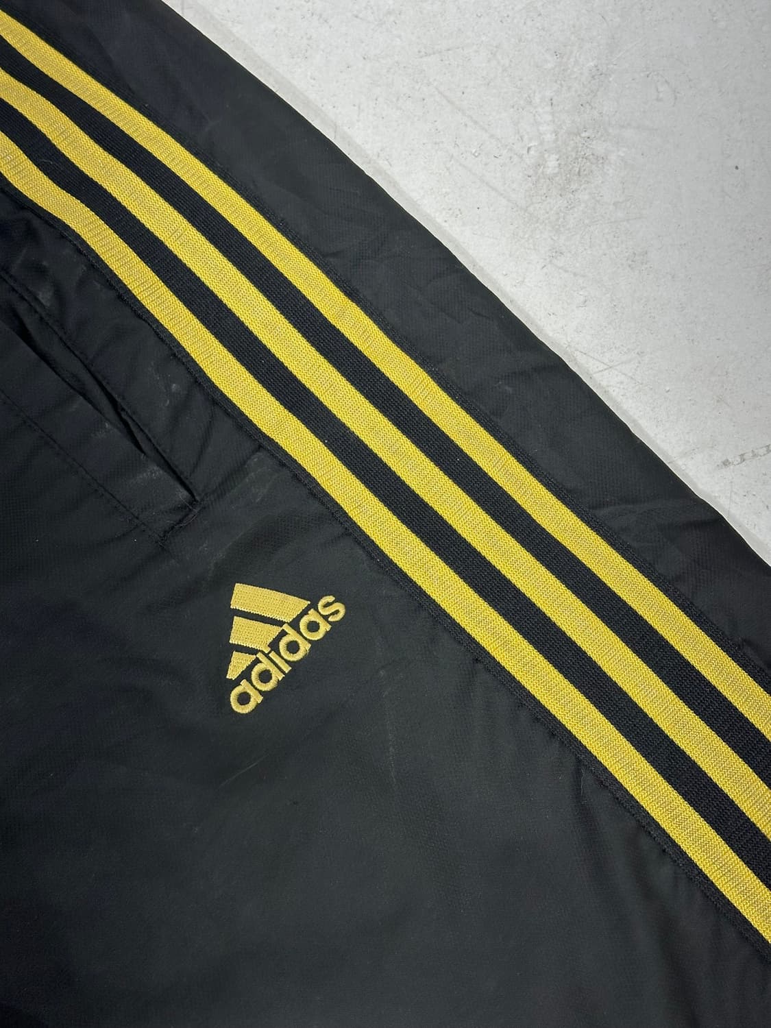 아디다스 블랙 골드 삼선 와이드 트랙 팬츠 추리닝 바지 M 상품이미지6