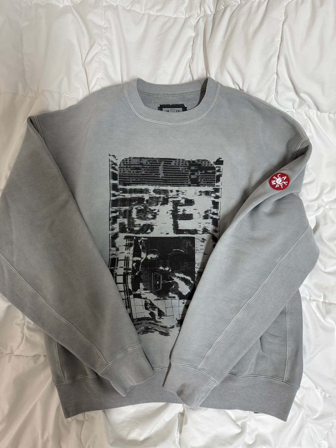 M 카브엠트 오버다이 올 모드 컴스 크루넥 그레이 - 24FW 상품이미지1