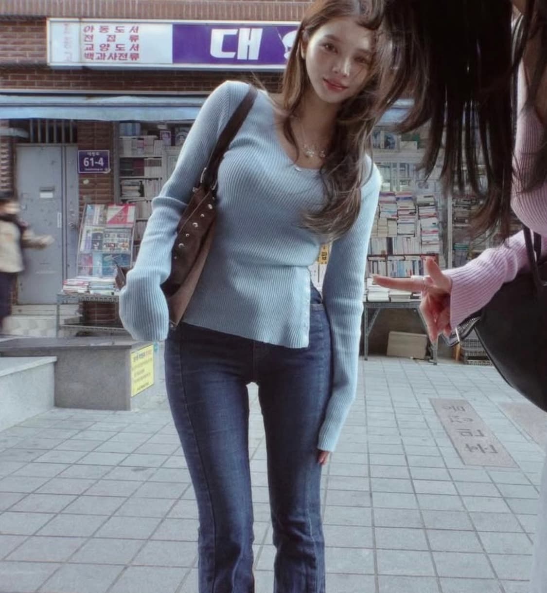 페일제이드 Side Slit V-Neck Ribbed Knit T 니트 상품이미지1