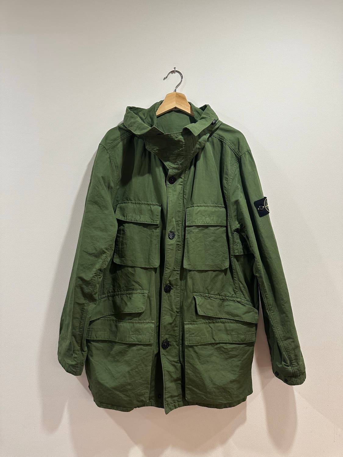 스톤아일랜드 카키 야상 자켓 상품이미지1