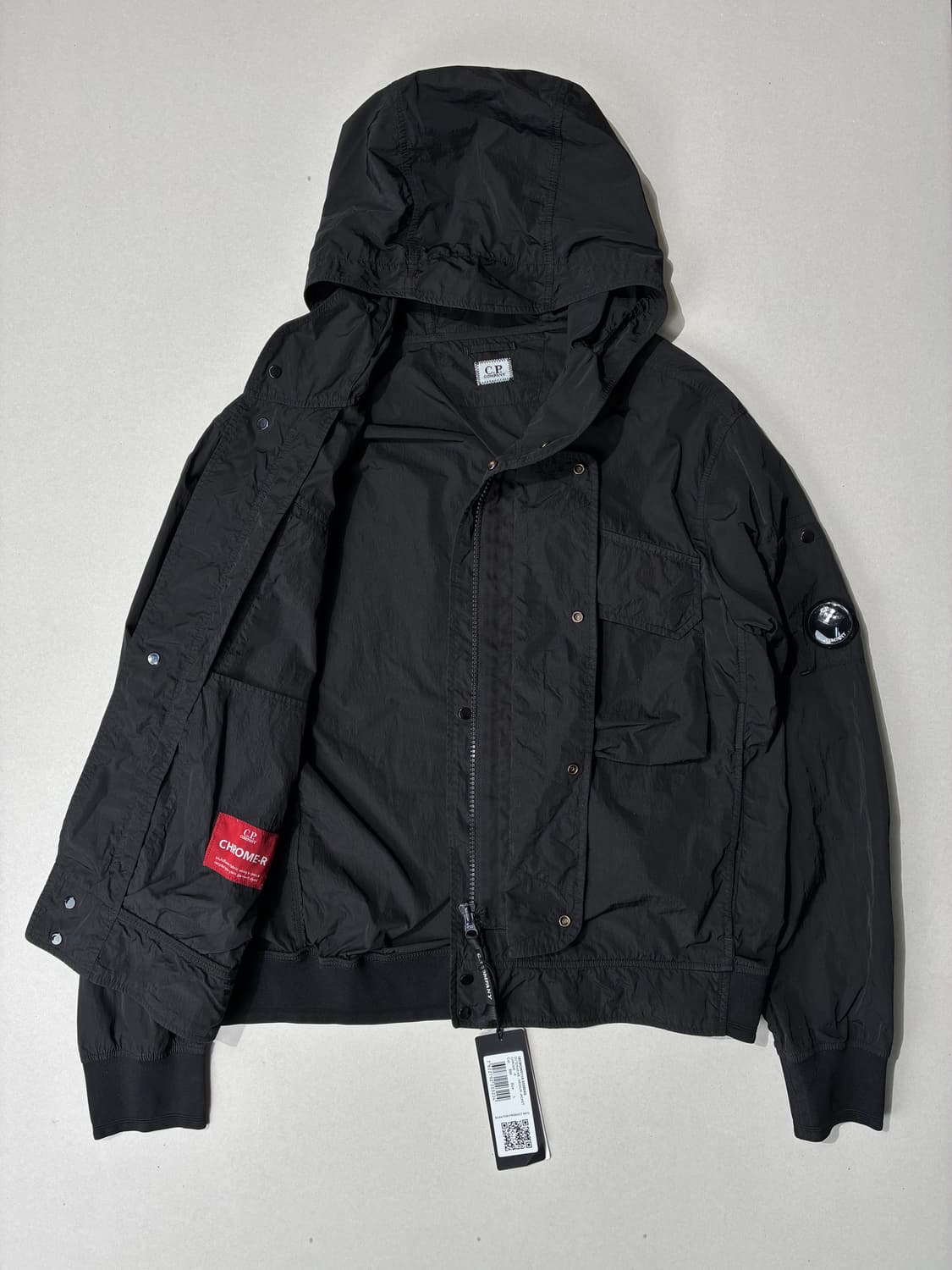 CP컴퍼니 크롬R 후드 렌즈 바람막이 자켓 블랙 L사이즈 상품이미지2