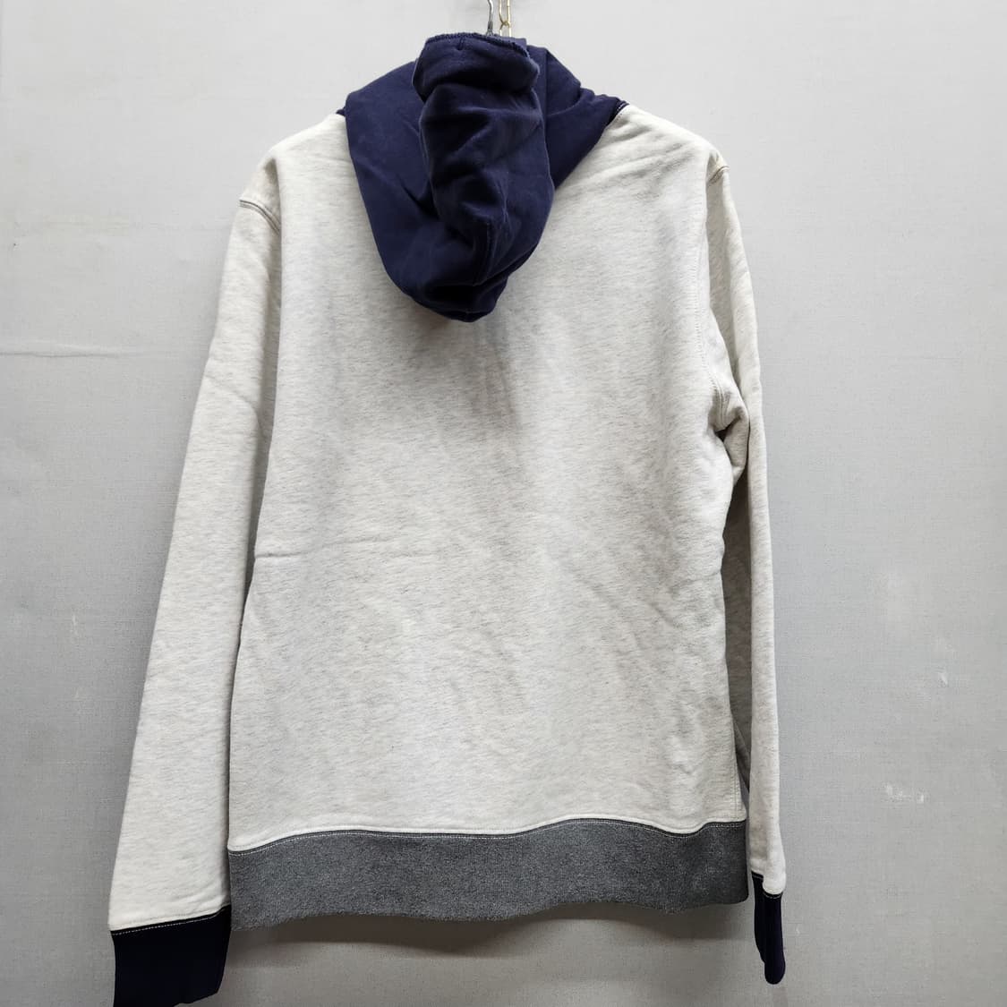 헤지스 로고자수 컬러배색 후드티 100(L) 남여공용 상품이미지5