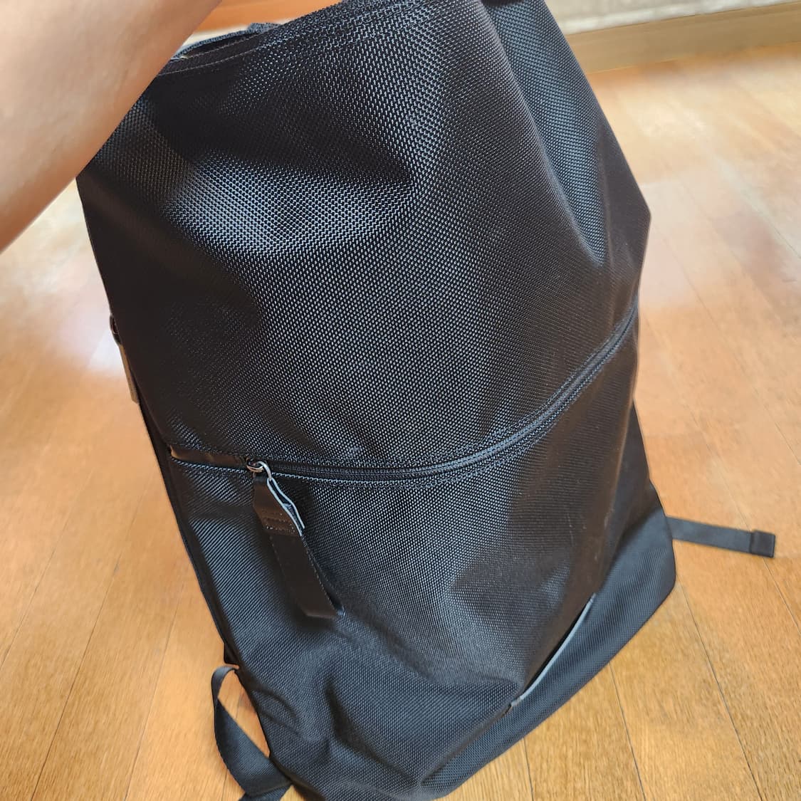 “깔끔한 간지💼 KYLIAN 올블랙 백팩”
 상품이미지7