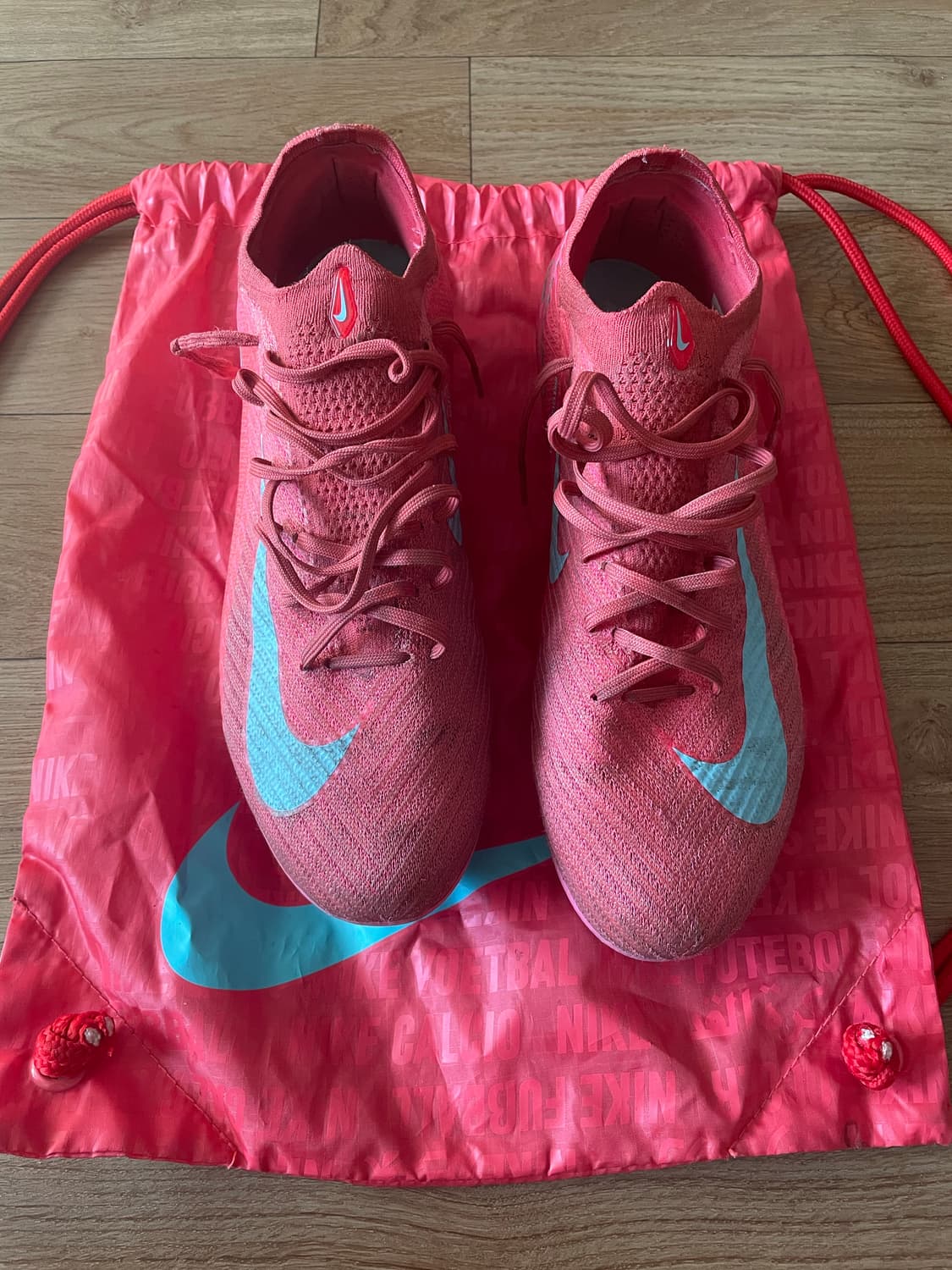 나이키 베이퍼 16 축구화280 상품이미지1