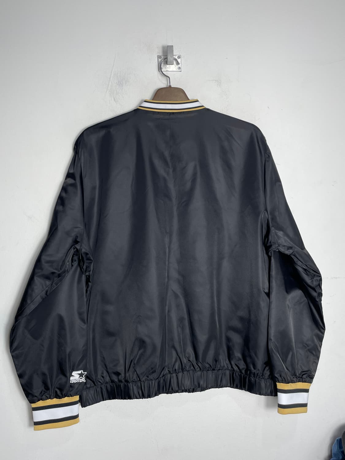 OVO x starter 블랙 풀오버 윈드브레이커 상품이미지8