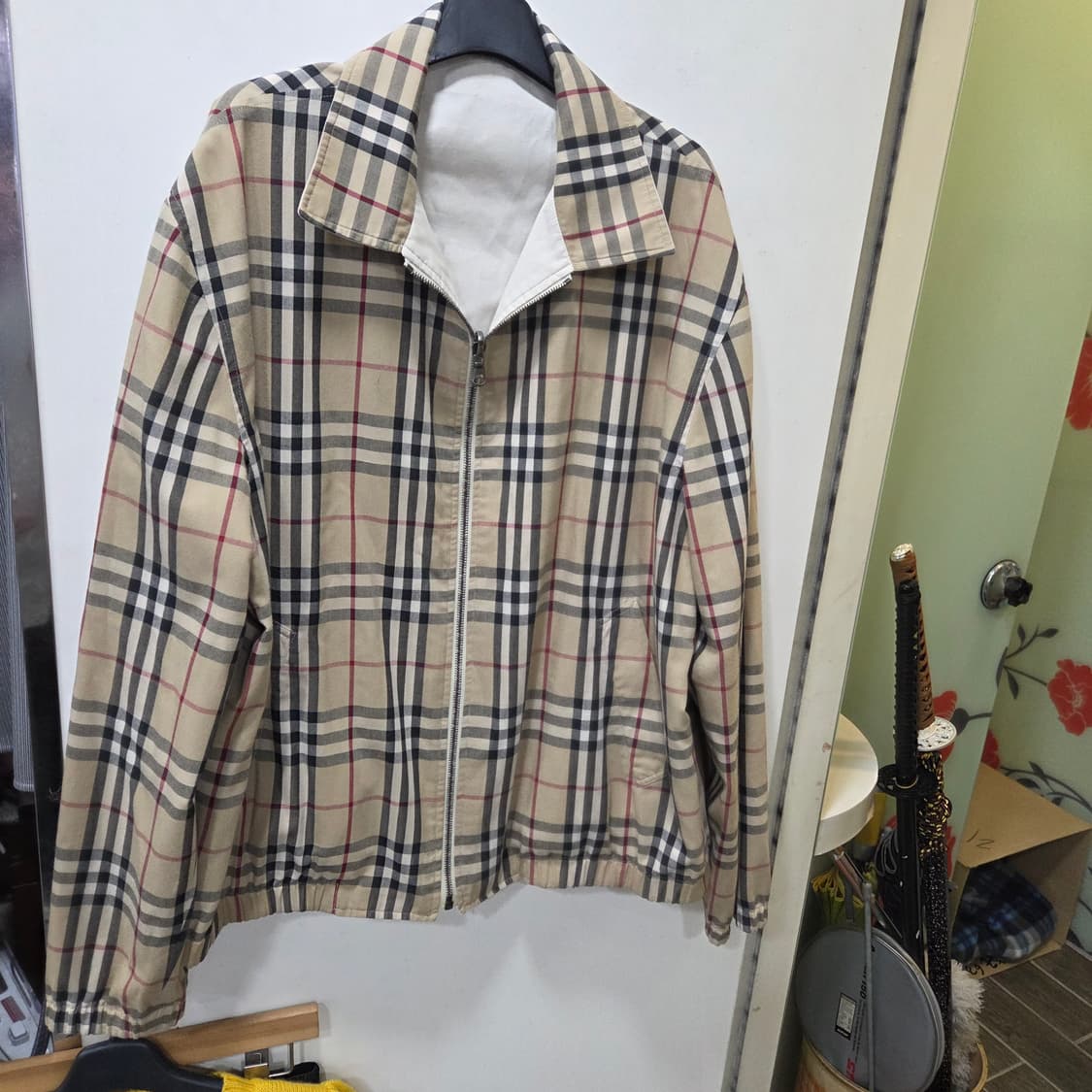 버버리 노바체크 자켓 상품이미지1