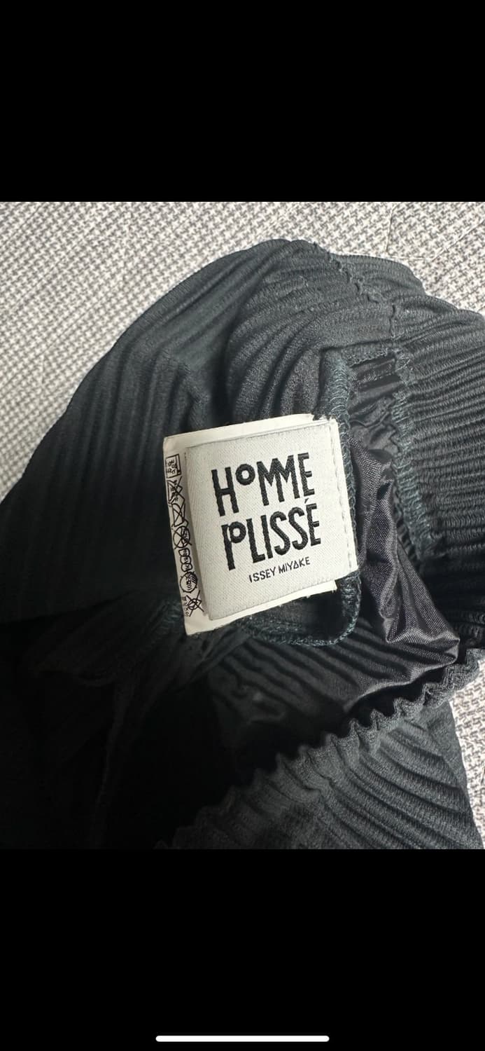 옴므플리세 다크그린팬츠 3 상품이미지3