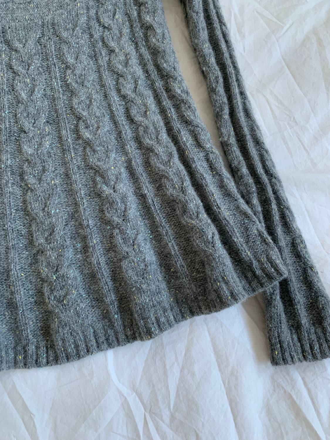 그레이 플레어 니트 상품이미지2