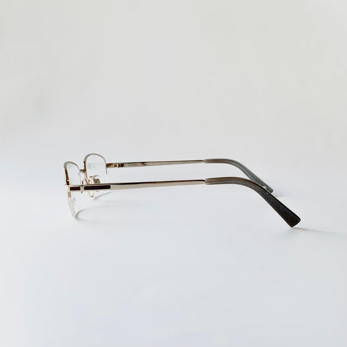 데드스탁 라운드사각 티타늄 골드 반무테 안경  333 상품이미지4