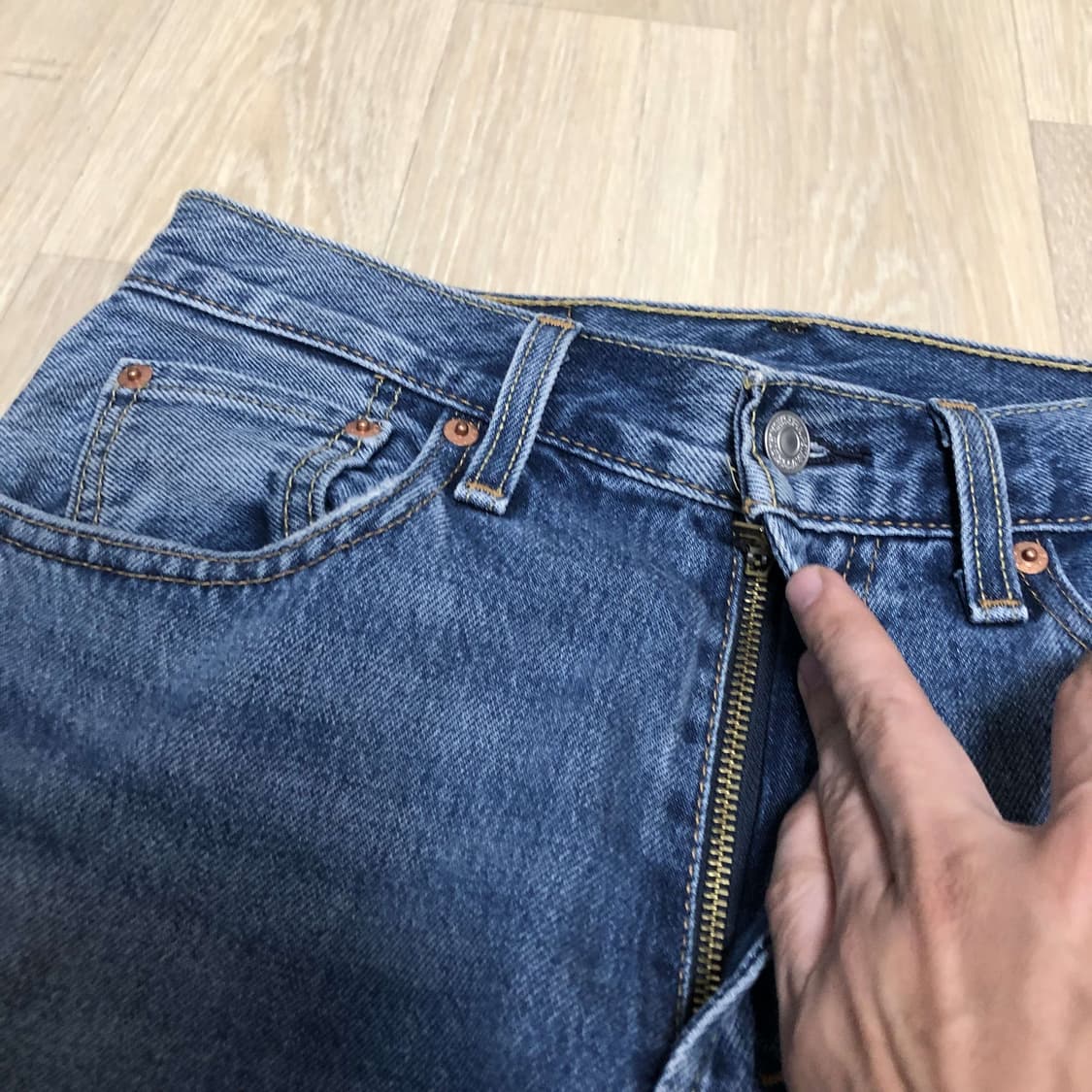 (29) 리바이스 Levi's 551z 연청 스트레이트핏 데님 상품이미지4