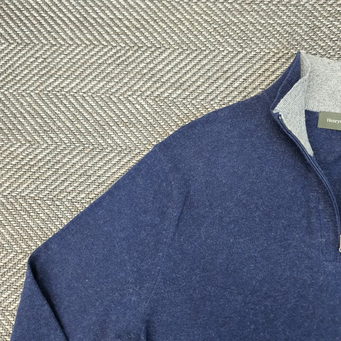 핸리코튼 얇은 긴소매 니트 남자105 상품이미지3