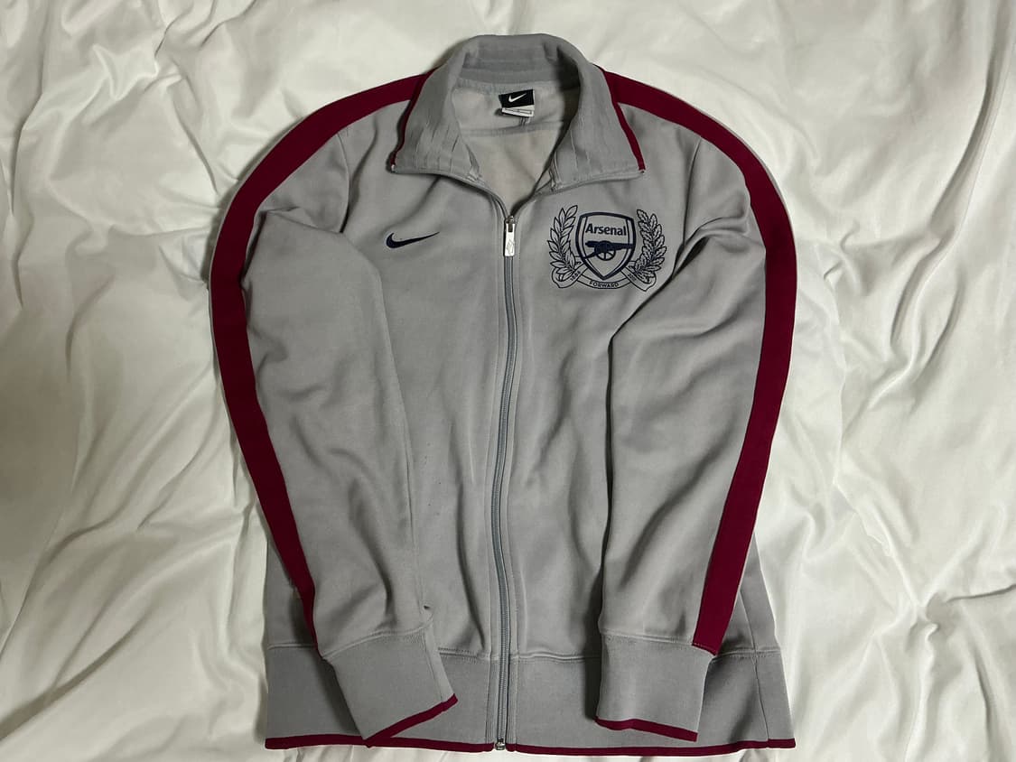 나이키 스우시 아스날 125주년 트랙탑 상품이미지1