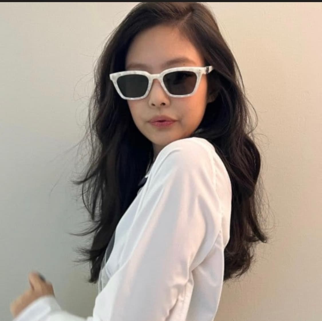 젠틀몬스터x제니 선글라스 XOXO-WD2 상품이미지3