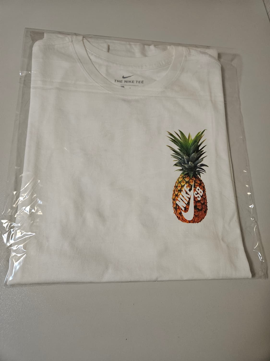 [해외M]희귀 나이키SB 파인애플 티셔츠 화이트 상품이미지5
