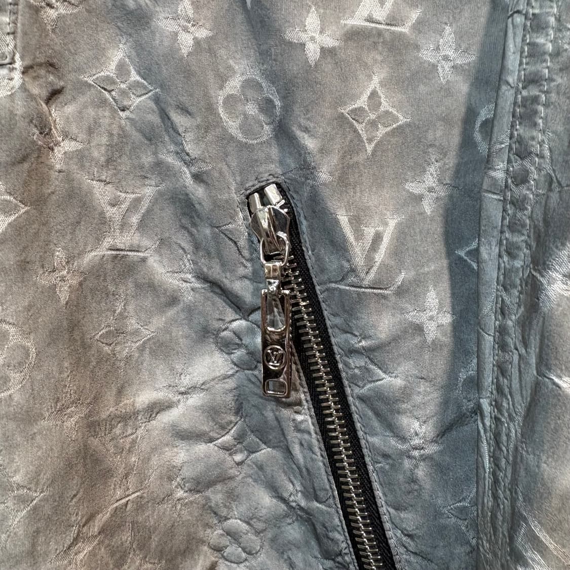 [36] LOUIS VUITTON 루이비통 모노그램 후드 바람막이 상품이미지4