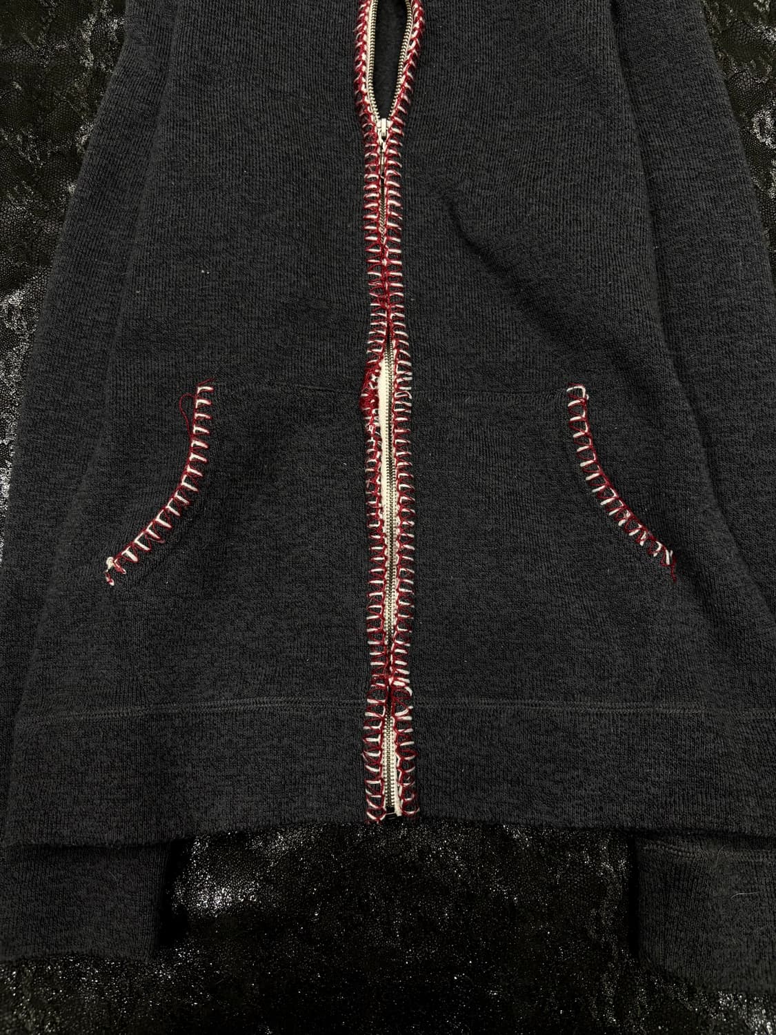 “M.f” Minimal Mood Red Stitch Detail Hoo 상품이미지3