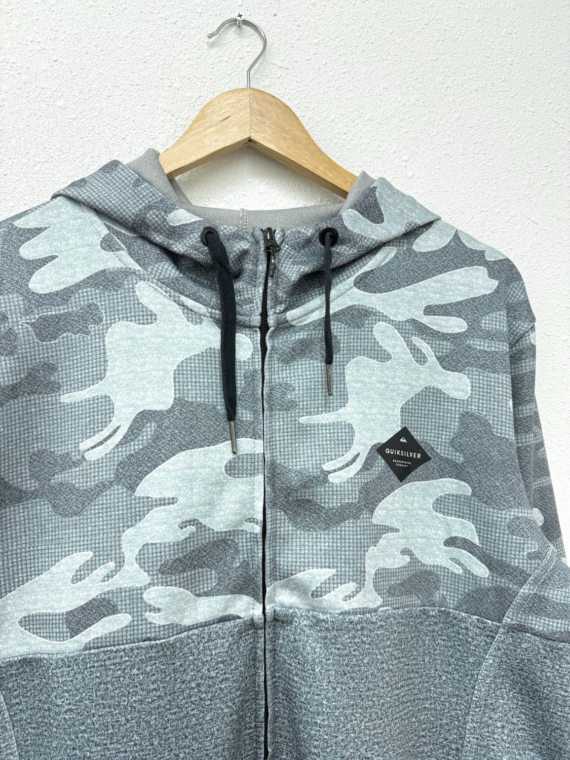퀵실버 카모 패턴 풀집업 후드 집업 상품이미지2