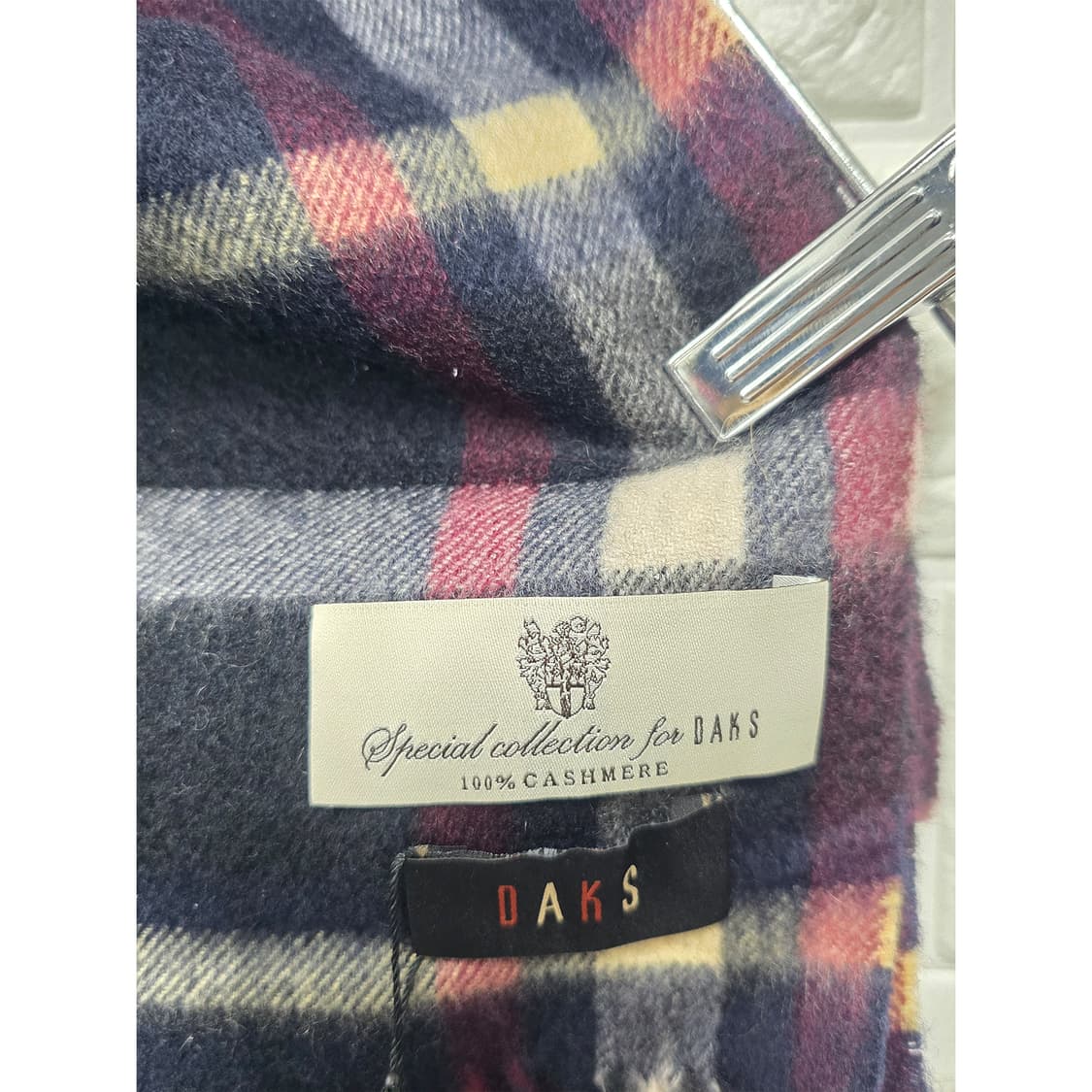 택포_ 닥스 캐시미어100 머플러 새상품 상품이미지3