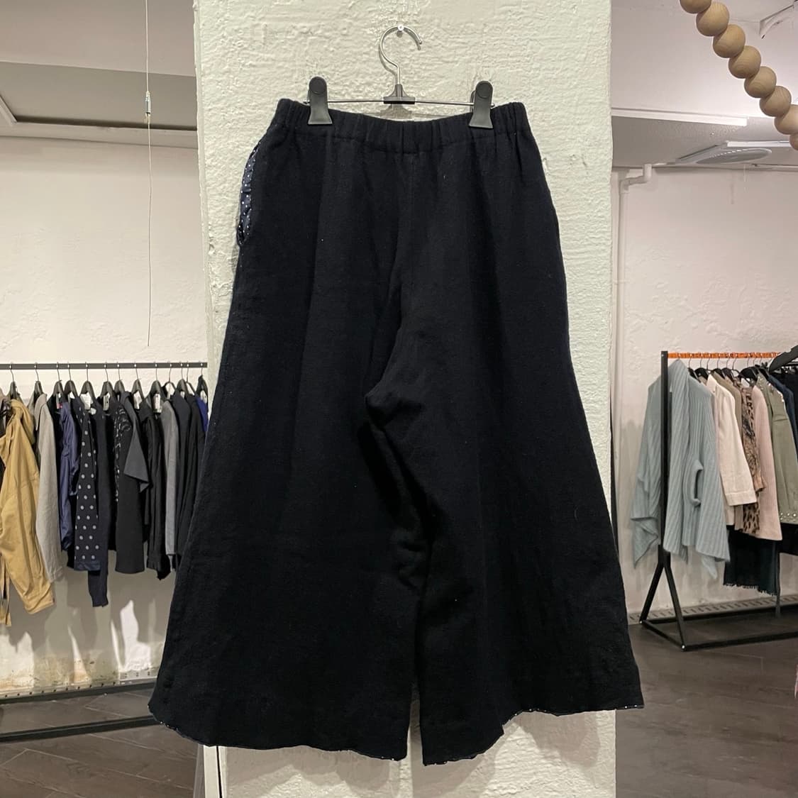 꼼데가르송 울 하카마 팬츠 상품이미지3