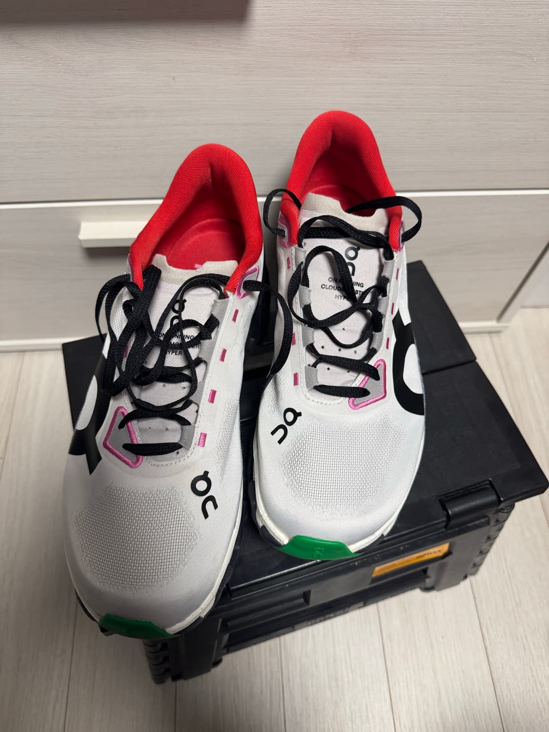 온러닝 클라우드몬스터 하이퍼 1회착용 상품이미지2