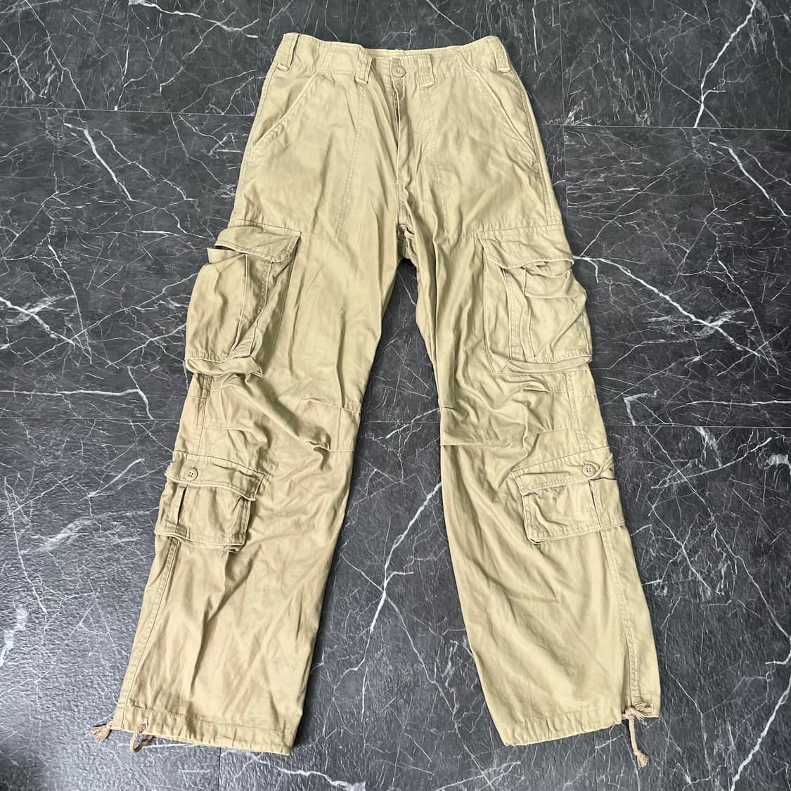 멀티포켓 조거 스트링 와이드 카고 팬츠 상품이미지5