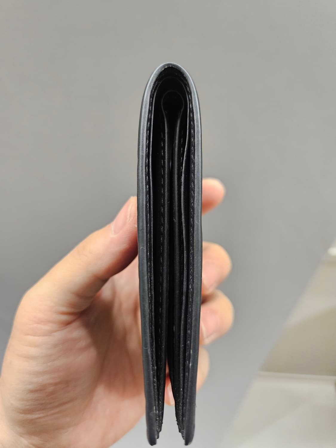 벨루티 엘리게이터 반지갑 상품이미지7