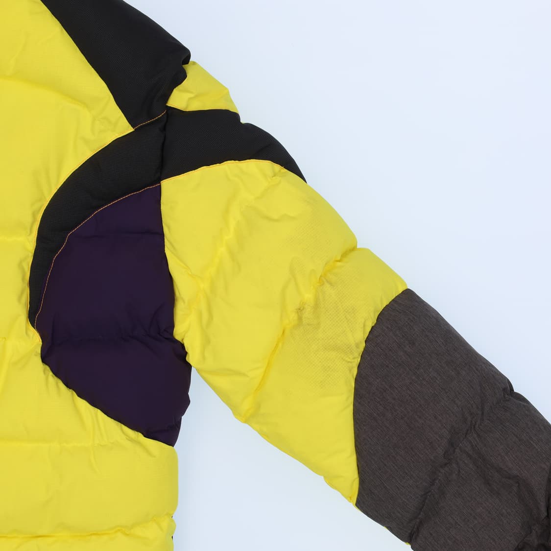 [L] 블랙야크 구스다운 후드패딩점퍼 1212H1 상품이미지6