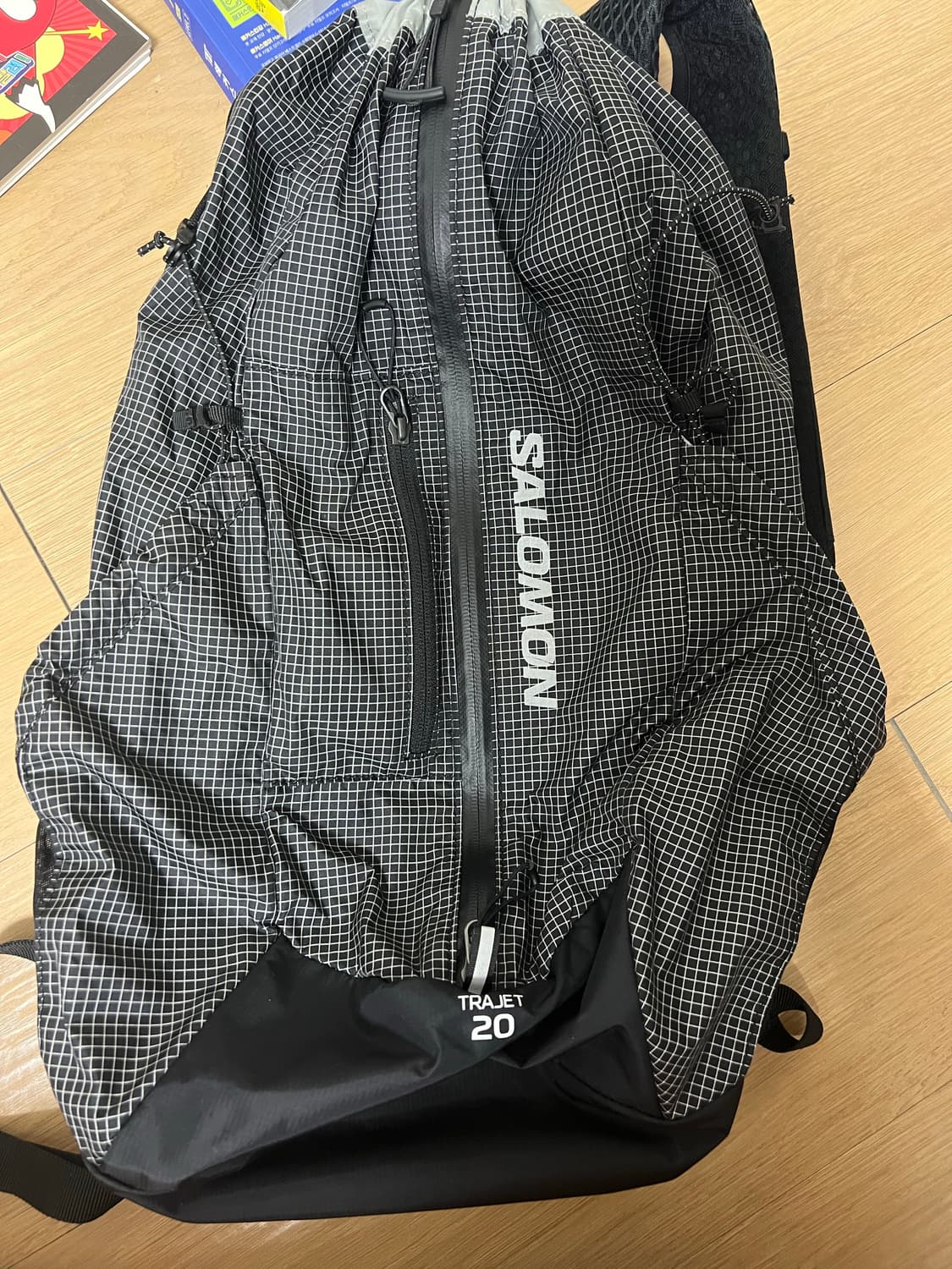 살로몬 트라제 백팩 20L 상품이미지1