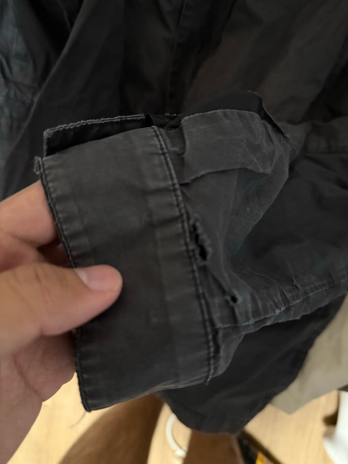 프라다 아카이브 나일론 후드 페이드 아웃 밀리터리 자켓 상품이미지8