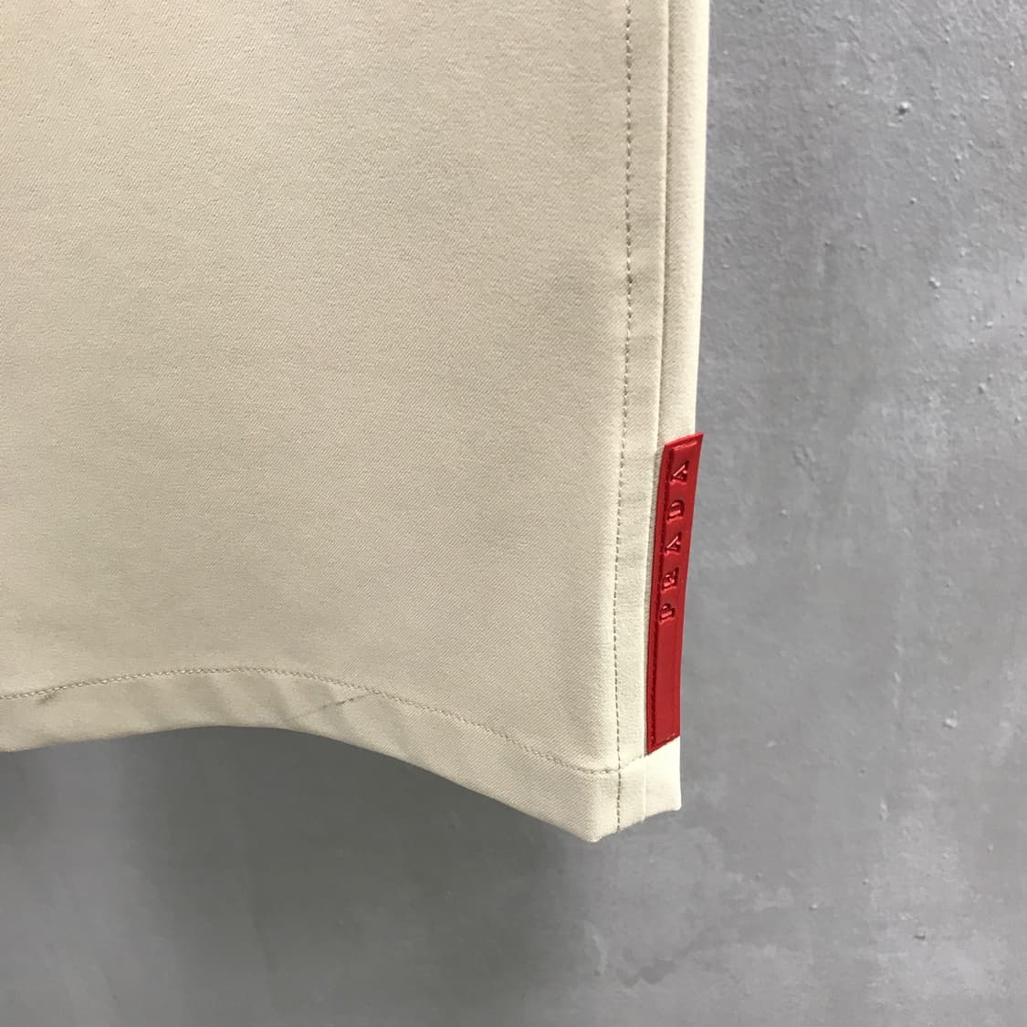 프라다 스포츠 팬츠 아이보리 48 상품이미지5