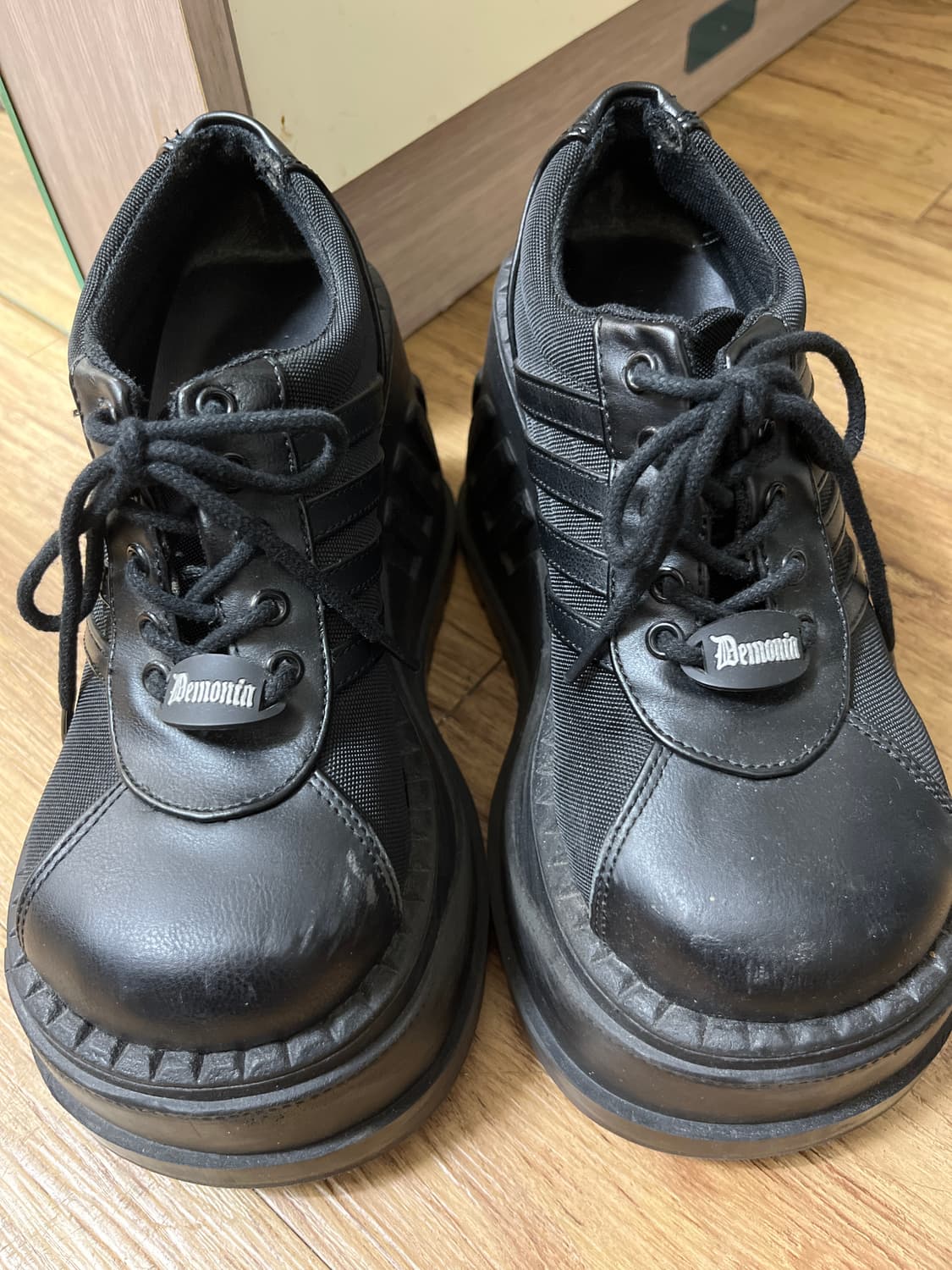 데모니아 스톰프 235-240 상품이미지1