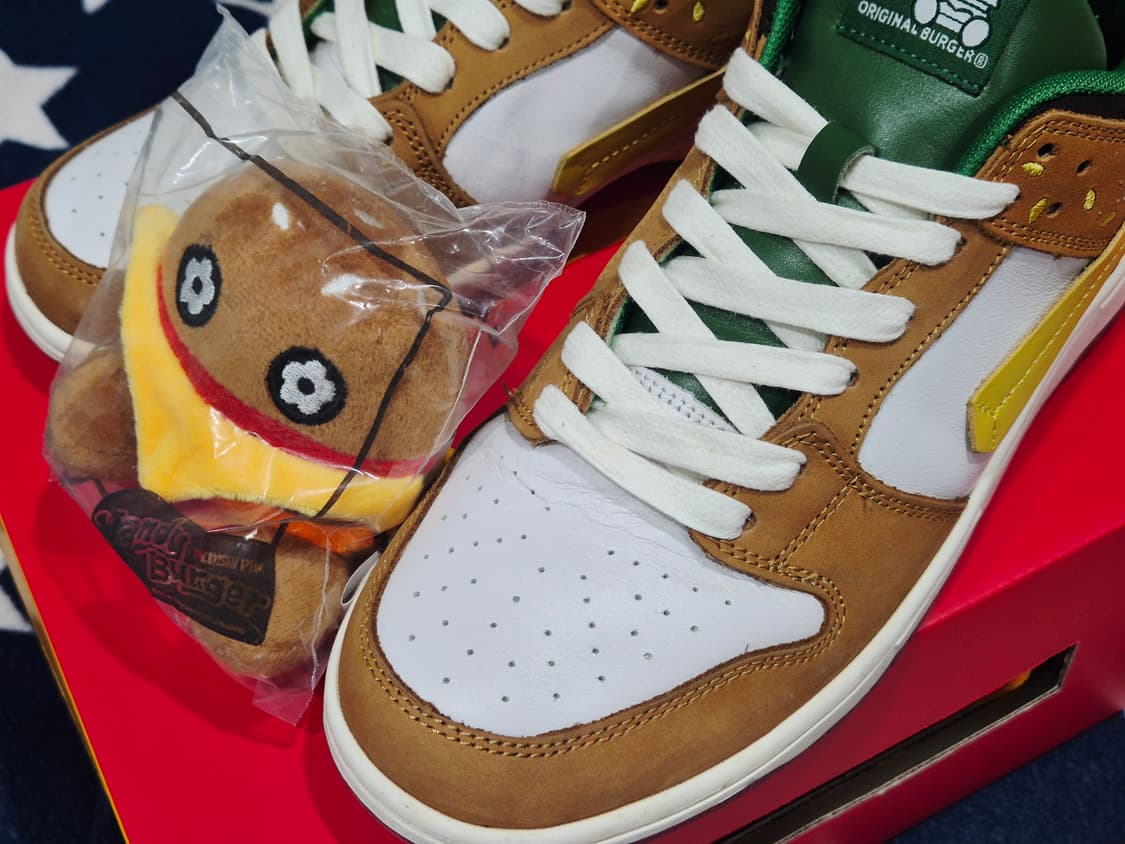 반디더핑크 스웨이드 버거슈즈 에어포스 1 베이프 상품이미지2