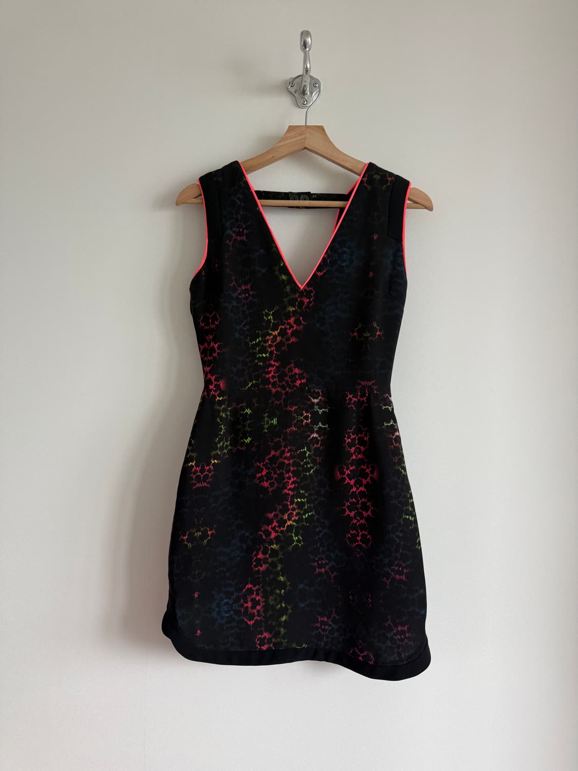 산드로(SANDRO) 슬리브리스 원피스 상품이미지1