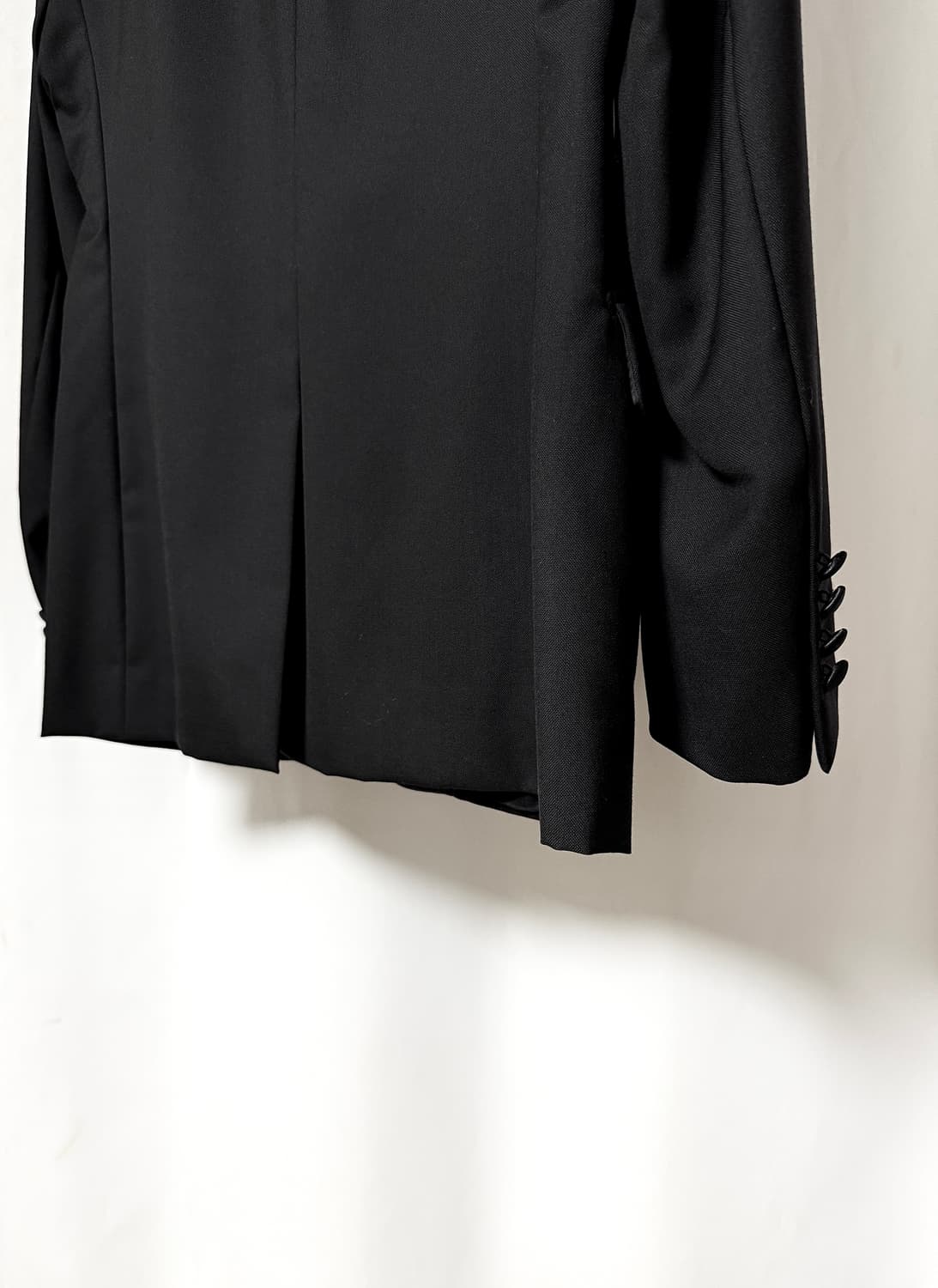 디올옴므 08s 시그니처 스모킹 2톤 블레이저 상품이미지9