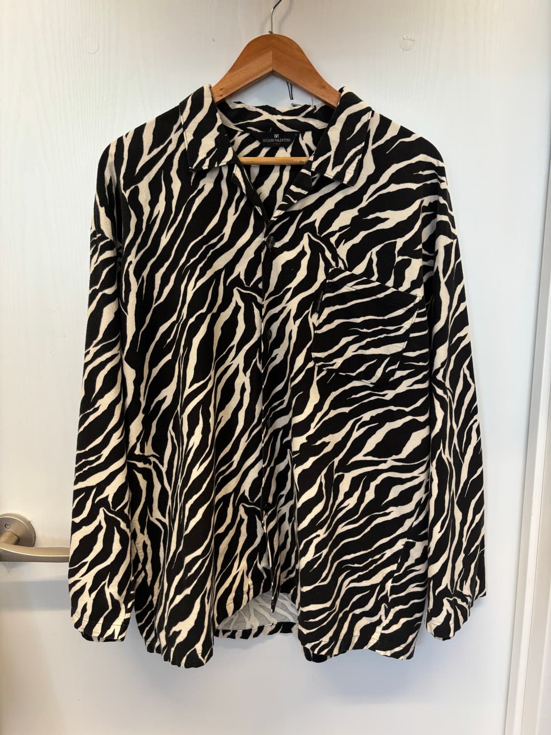Valentino zeebra shirt 상품이미지1