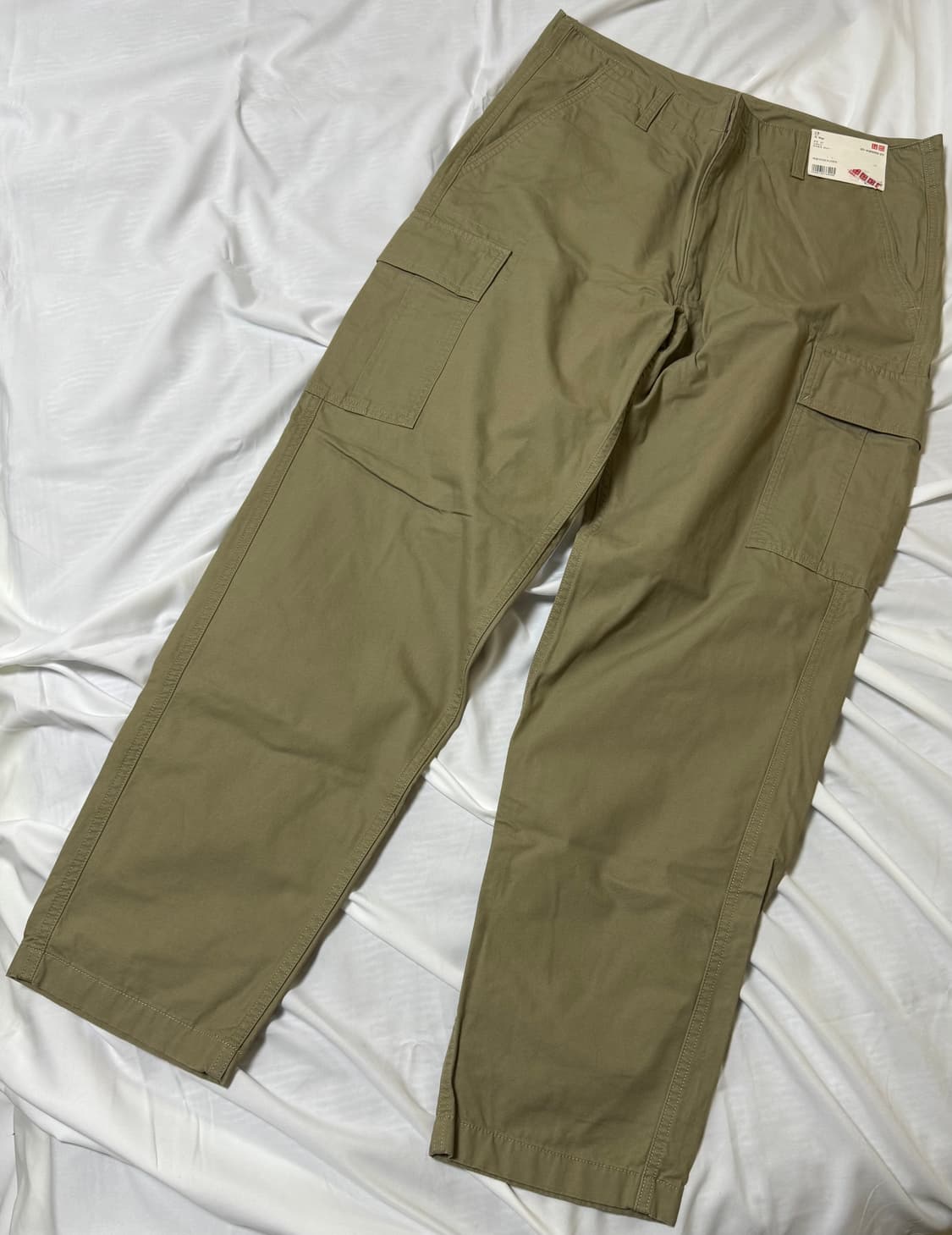 유니클로 2019년 레귤러피트카고팬츠 베이지 85 상품이미지1