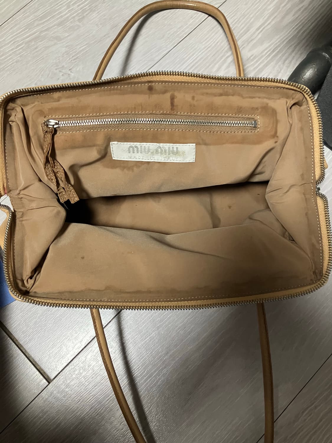 미우미우 버터색 베이지 가죽 숄더백 빈티지 상품이미지9
