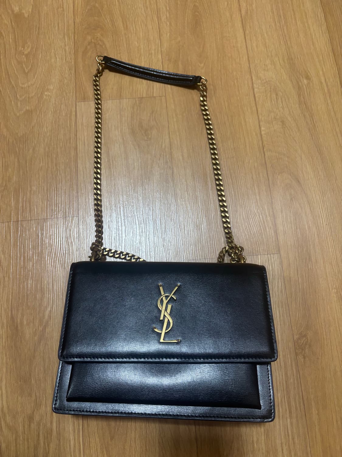 생로랑 선셋 금장 미디엄 상품이미지3