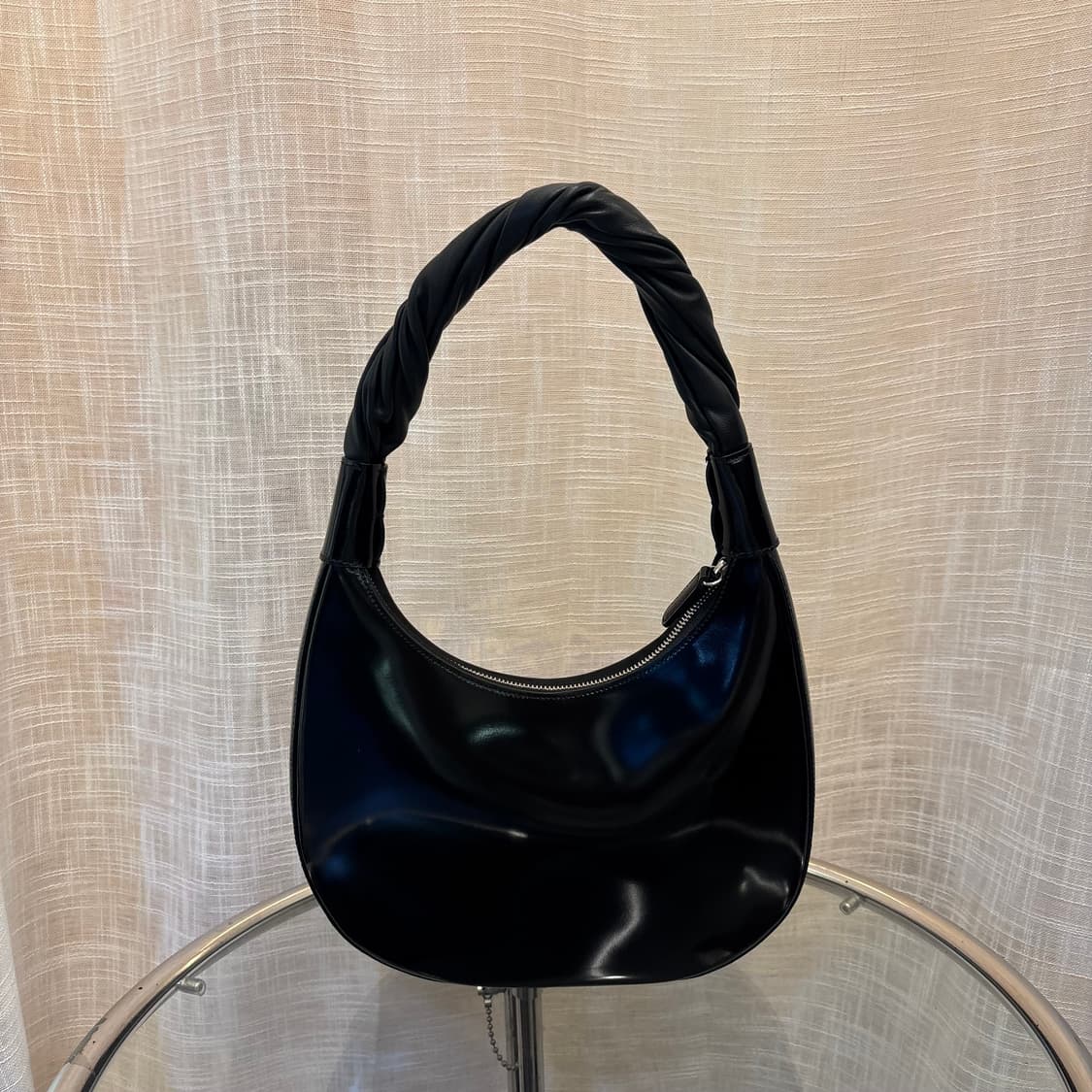 정품 레이트리 스튜디오 에나멜 호보백     상품이미지6