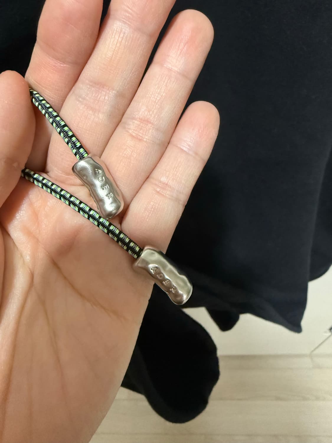 아더에러 오버사이즈 드로잉 롱 슬리브 긴팔티셔츠 블랙 a2사이즈 상품이미지5