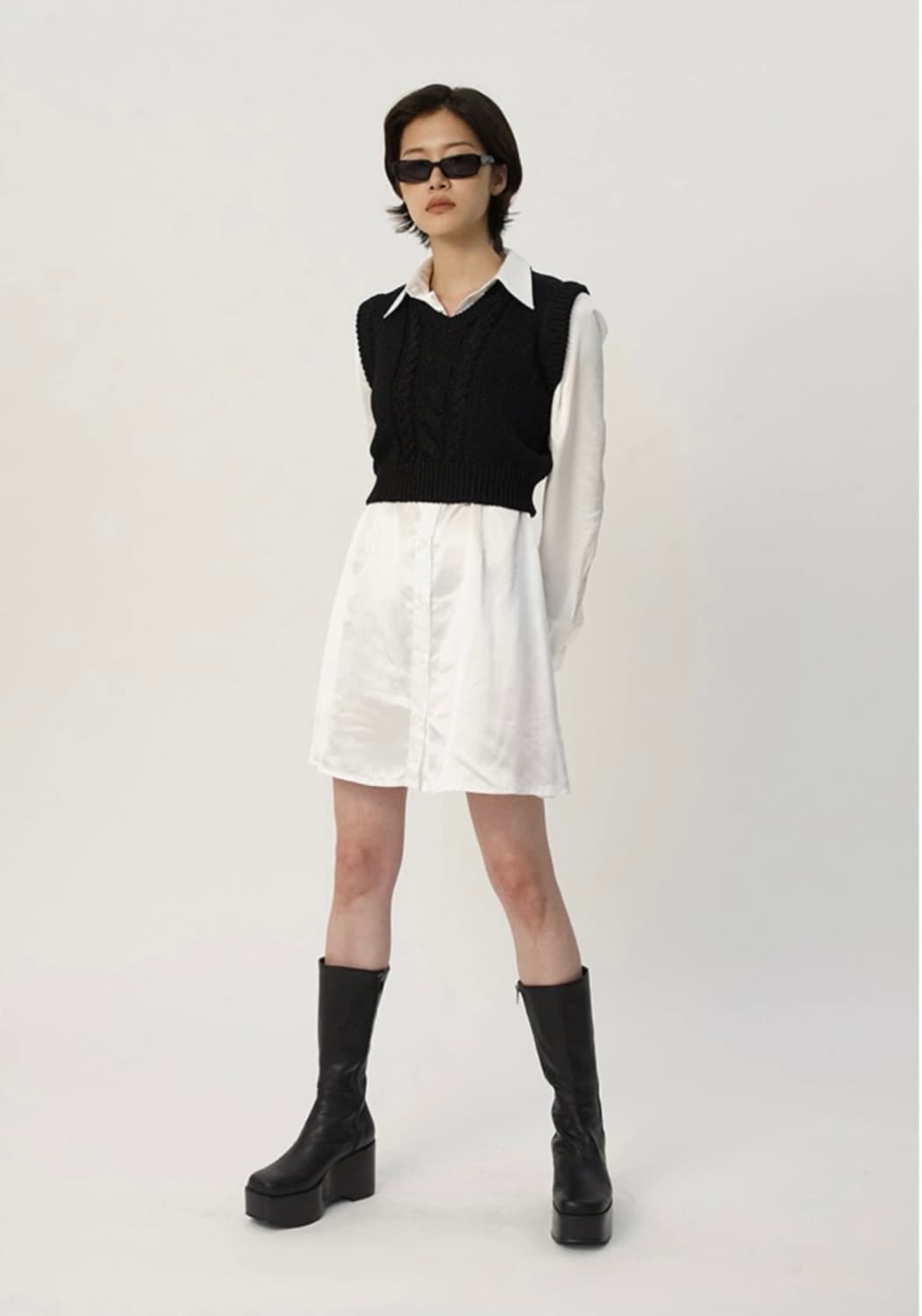 [새상품] 큐리티 베스트 (black)_로제 착용 상품이미지3