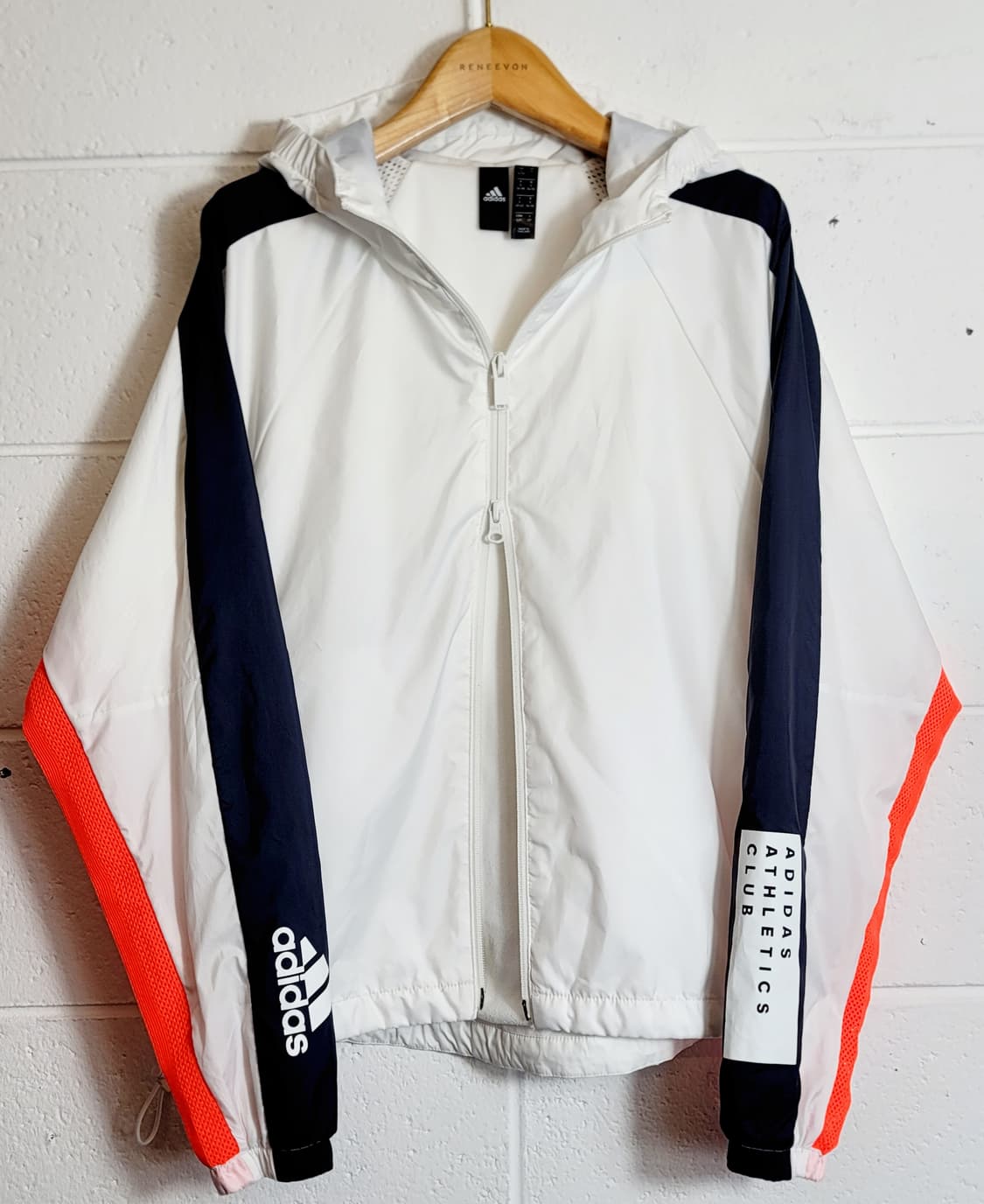 아디다스(여성용) 후드 투웨이 집업자켓(바람막이) 판매 상품이미지2