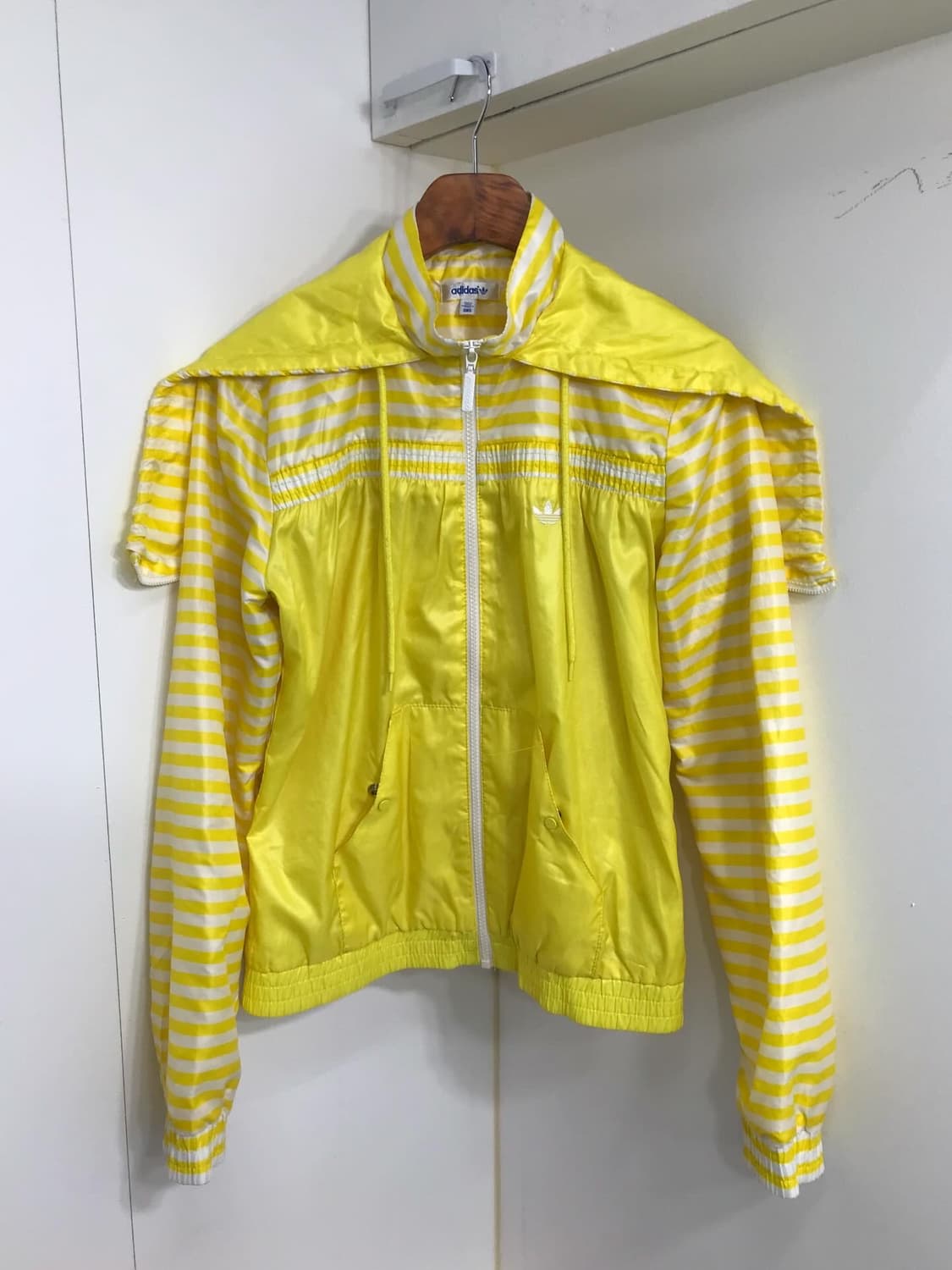 아디다스 오리지널스 스트라이프 바람막이 상품이미지7