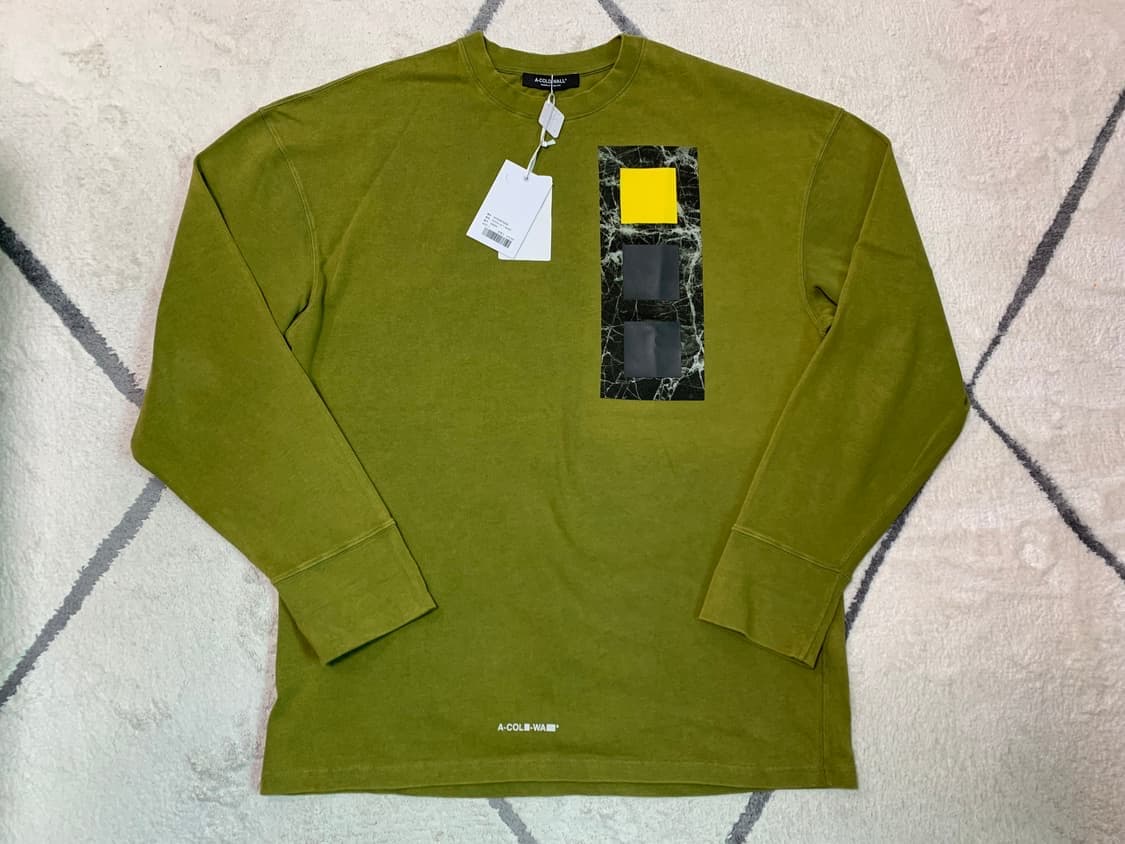 어콜드월 롱슬리브 상품이미지1