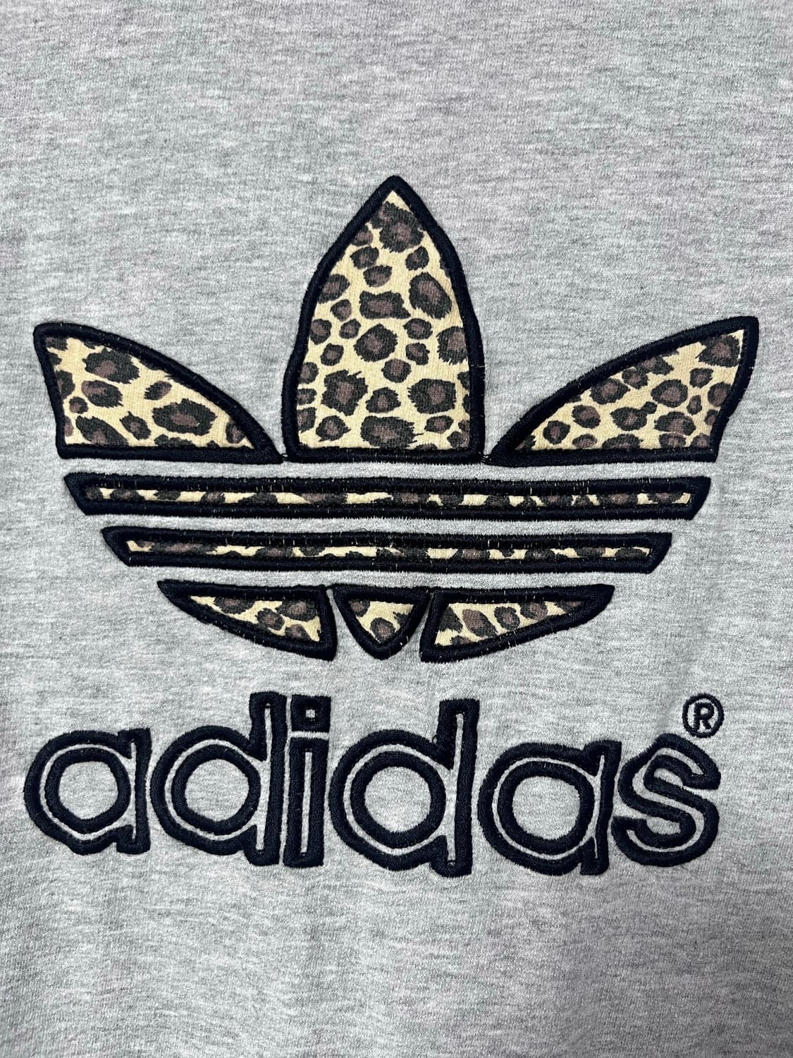 아디다스 호피 맨투맨 상품이미지3