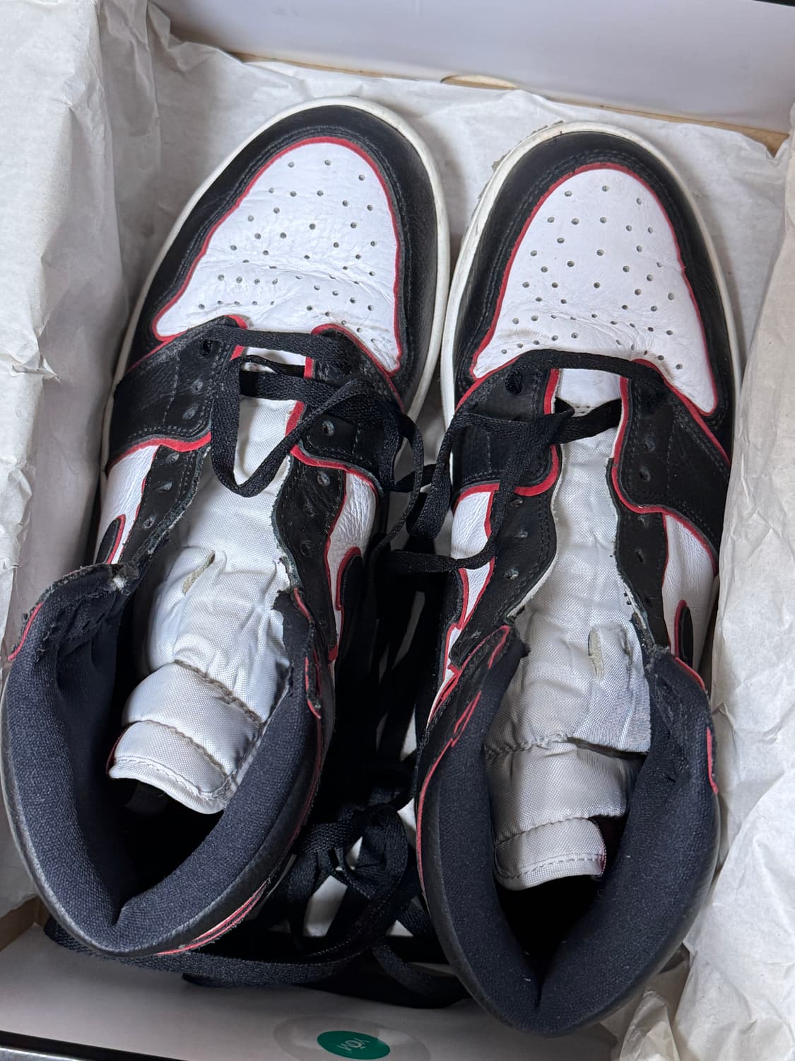 나이키 조던 1 하이 블러드라인 상품이미지2