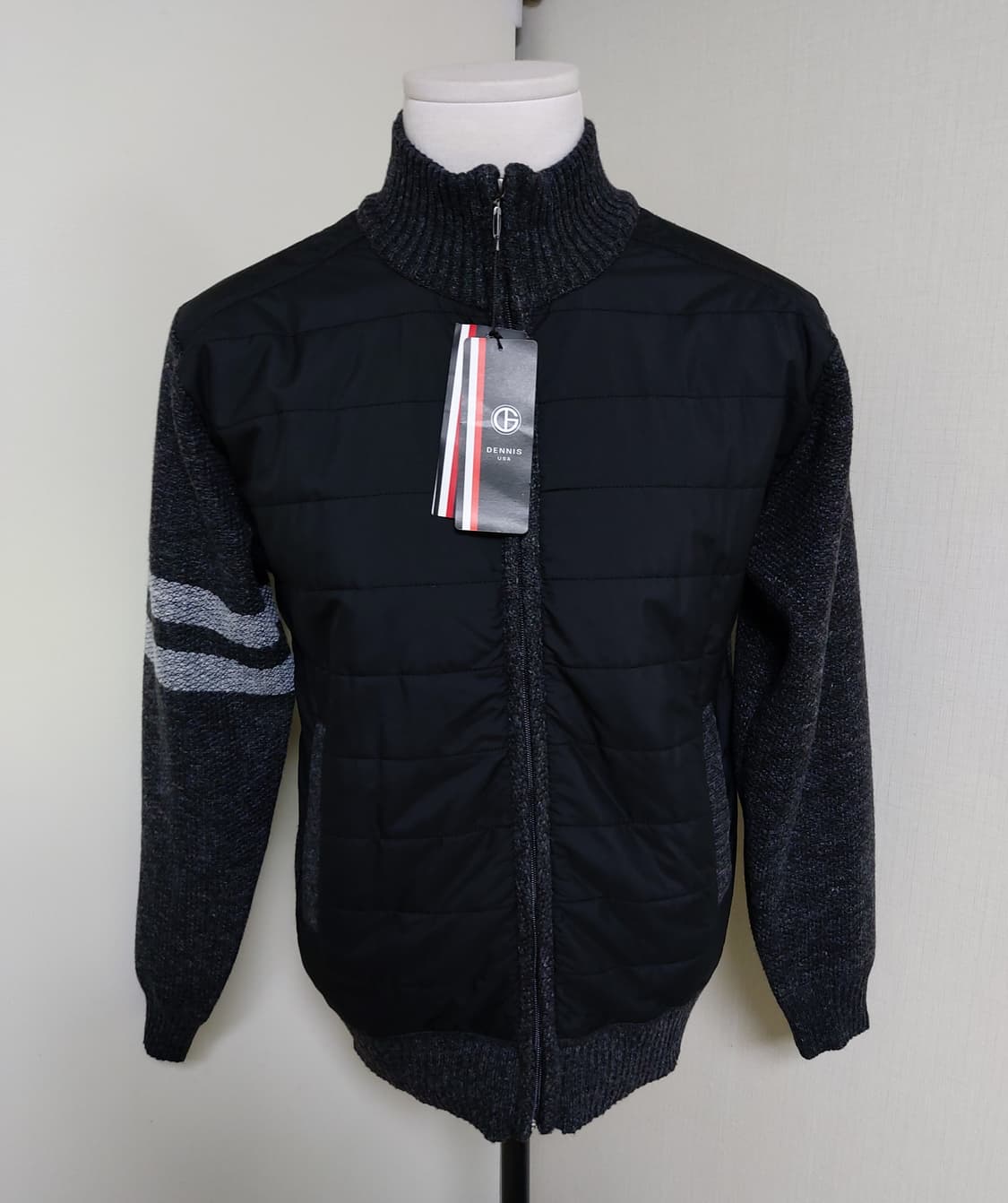 데니스 골프 남성 안감기모 니트 가디건 (95)새상품 
 상품이미지1