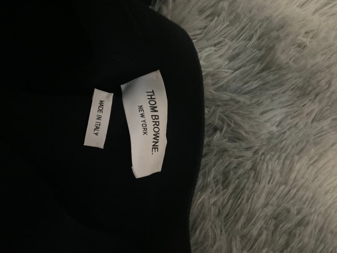 [새상품급/3] 톰브라운 밀라노스티치 금장 가디건 상품이미지3