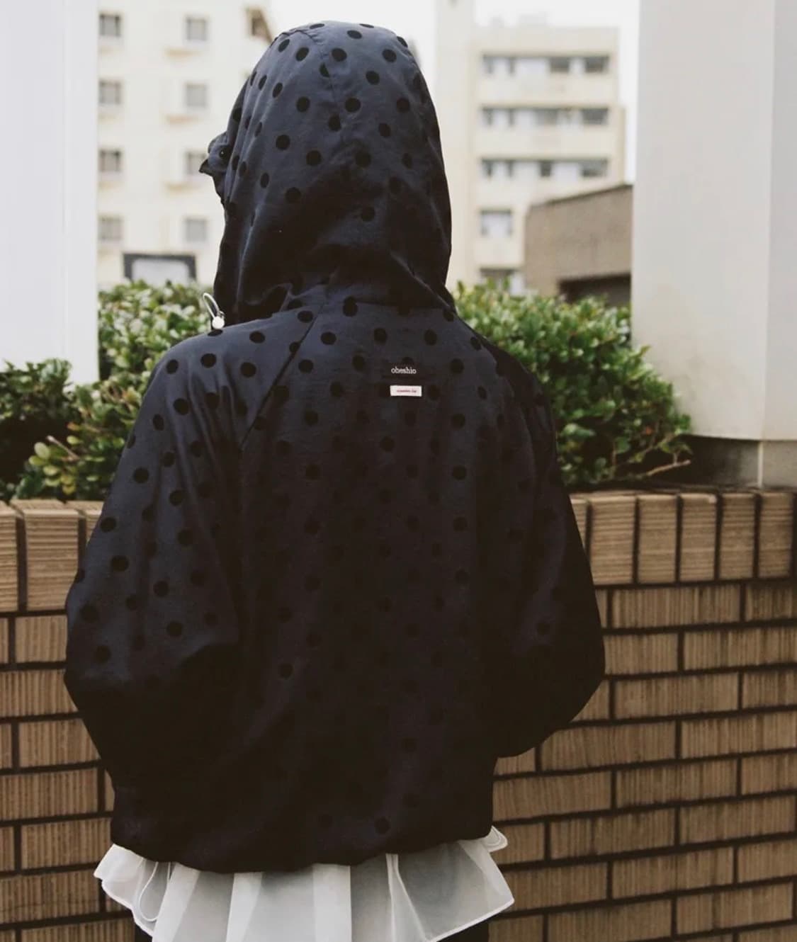 오헤시오 dot frill hooded windbreaker jumper 상품이미지3